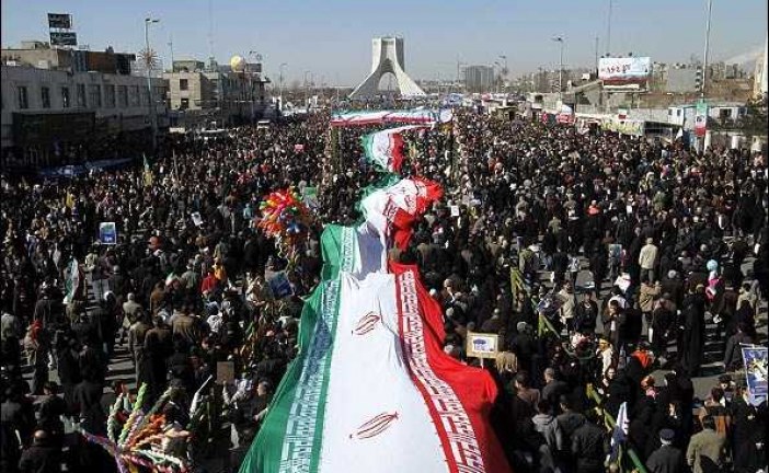 CNN :  ایران نشان داده که قصد تسلیم شدن در برابر آمریکا و فشار‌های بین‌المللی را ندارد / بازتاب راهپیمایی 22 بهمن در رسانه های جهان