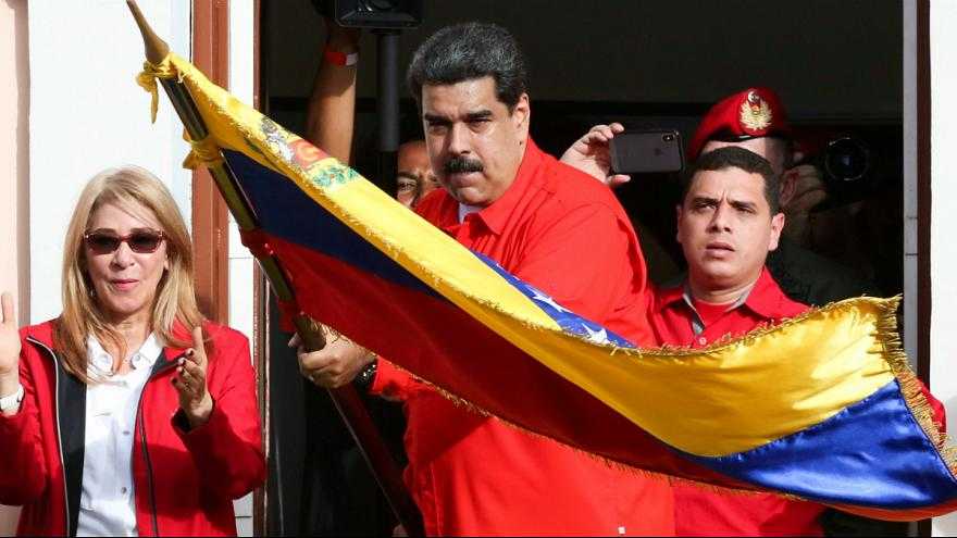 ” مادورو ” : پرزیدنت ” ترامپ ” واقع بینانه ببیند در ونزوئلا چه می گذارد .