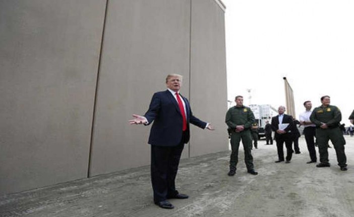 تشکر توئیتری ” ترامپ ” از سناتورهای کشورش به جهت حمایت آنان از ساخت دیوار مرزی