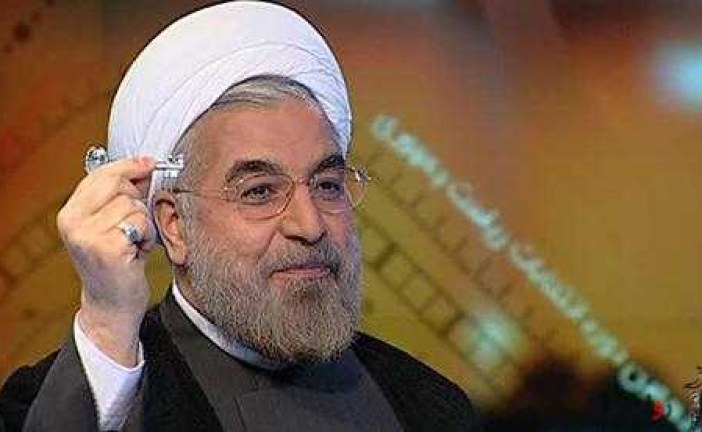 روحانی : در حال حاضر مردم در فشار سخت و سنگین زندگی می کنند .