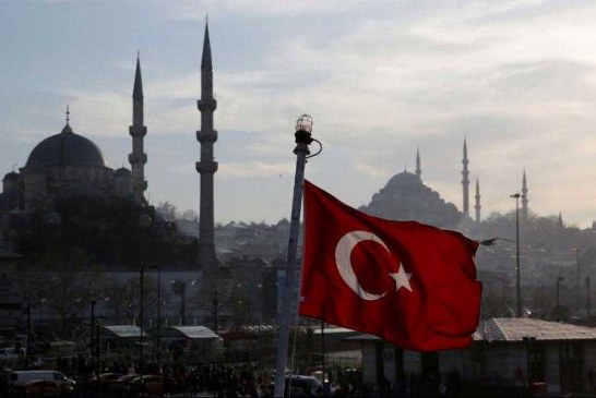 عشق بی‌حد و حصر نام راهبرد جدید کارزار انتخاباتی حزب جمهوری‌خلق ترکیه