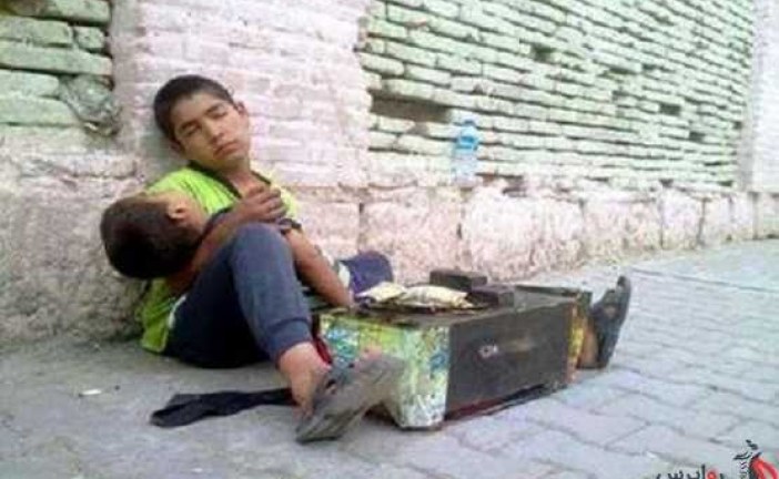 فرماندار تهران : ۵۰ درصد کودکان متکدی و خیابانی بی‌سواد مطلق هستند .