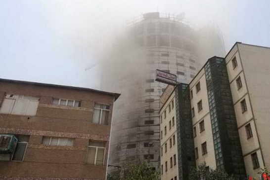آتش ساختمان نیمه‌کاره هتل آسمان شیراز خاموش شد .