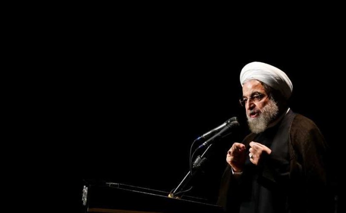 روحانی: آنان ادعا دارند که هر موشک ایرانی را می توانند منحرف کنند ، بفرمایید! این موشک ایرانی و آن هم پهپاد شما چرا نتوانستید منحرفش کنید؟ .