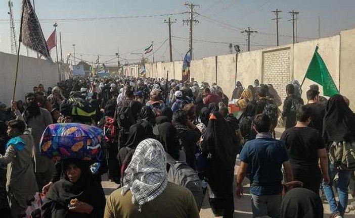 بالغ بر یک میلیون زائر از مرزهای خوزستان به کربلا مشرف شده‌اند