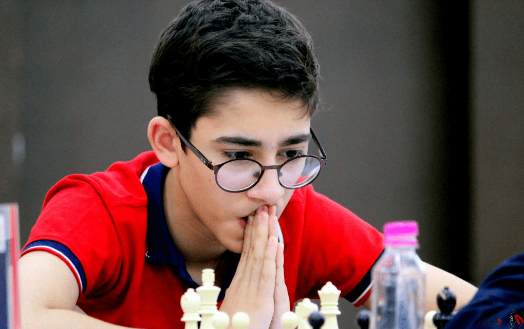 ” غلامی ” استاد بزرگ شطرنج ایران : پای اعتقاداتم می‌مانم