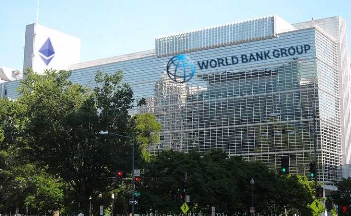 عدم صدور روادید ‌هیأت ایرانی‌ برای حضور در اجلاس بانک جهانی/‌وزیر اقتصاد‌ سفر خود را لغو کرد