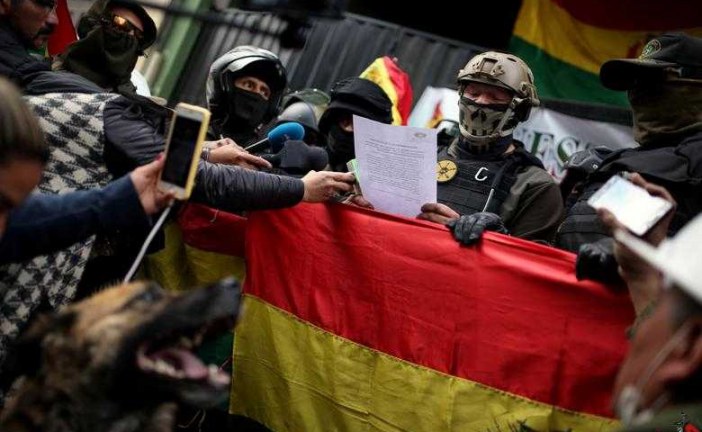 برخورد خشن نظامیان ارتش بولیوی با هواداران مورالس