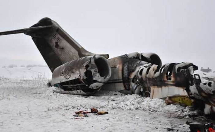 ادامه سکوت آمریکا درباره سرنشینان هواپیمای ساقط شده در افغانستان