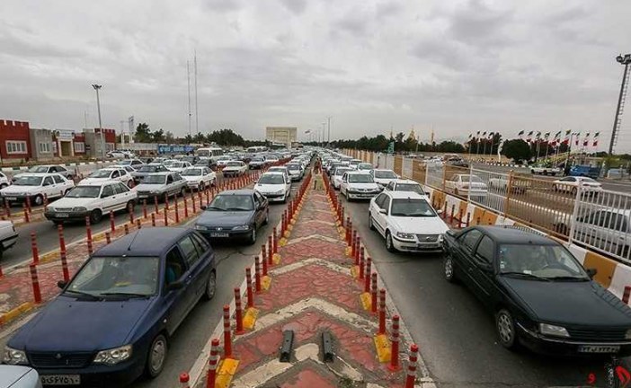 خروج خودروها از استان تهران به استثنای خودروهای حامل سوخت و امدادی و نظامی ممنوع شد