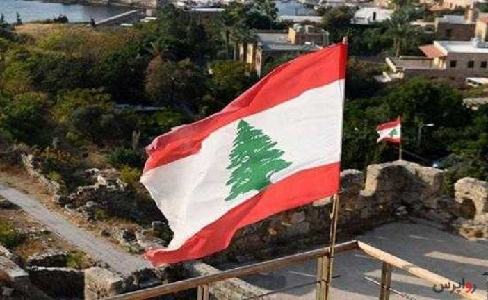 معترضان لبنانی بخشی از جاده طرابلس را بستند