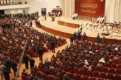 نماینده مجلس عراق رای اعتماد به کابینه الزرفی را بعید دانست