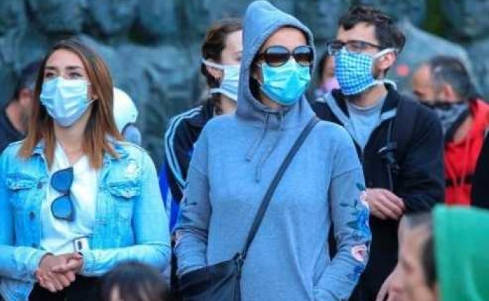 تظاهرات مردم اسلوونی علیه دولت به اتهام فساد در خرید ماسک