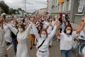 رهبر مخالفان دولت بلاروس خواستار پایان مبارزه و اعتراضات خیابانی شد