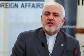 ظریف: آمریکا نا امیدانه به‌دنبال جلب حمایت از تمدید تحریم‌ تسلیحاتی ایران است