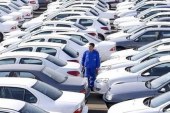 جزئیات طرح آزادسازی قیمت خودرو/ قیمت پرتیراژها دستوری باقی می‌ماند