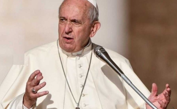 پاپ خواستار عدم سرمایه‌گذاری در شرکت‌های غیرمتعهد به محیط ‌زیست شد