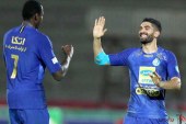 با اعلام سایت قطری؛ علی کریمی به جای «بشار رسن» به تیم فوتبال القطر پیوست
