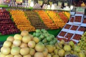 میوه فراوان با قیمت‌های گران/ چرا قیمت پایین نمی‌آید؟