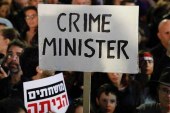 تظاهرات هزاران اسرائیلی با درخواست برکناری نتانیاهو/” از بازی‌های سیاسی خسته شده ایم”