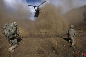طالبان خبر داد؛ حمله آمریکا به هلمند ۱۸ کشته برجای گذاشت