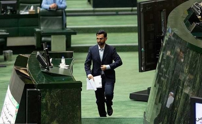 هجمه وزیر ارتباطات علیه مجلس/ تلاش آذری جهرمی برای دیده شدن