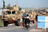سرقت گندم سیلوهای حومه حسکه سوریه توسط نیروهای آمریکایی