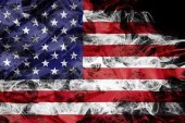 پرچم آمریکا باید عوض شود!/کشوری که شکسته و تکه تکه شده است ( «میسی گری» موزیسین آمریکایی )