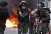 حمله نظامیان صهیونیست به جوانان فلسطینی در بیت‌المقدس