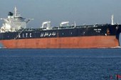 روزنامه الأخبار : کشتی ایرانی حامل سوخت برای لبنان وارد آب‌های سوریه شده است