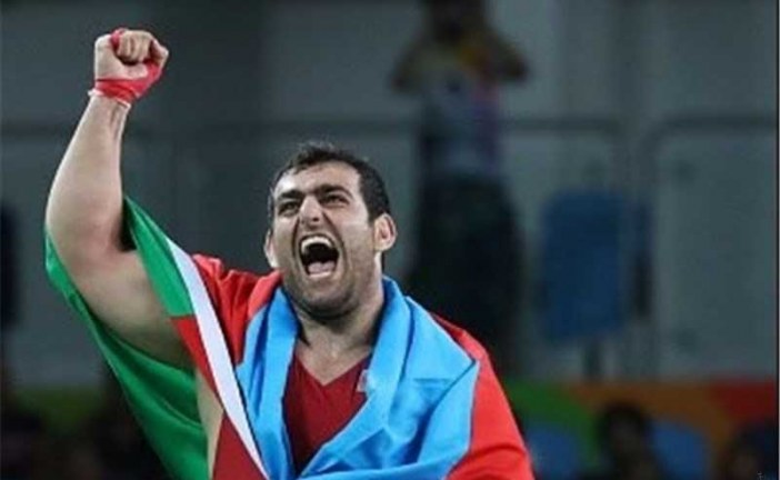 شریعتی: محمد بنا حق من را نخورده/ شرایط ورزش آذربایجان به هم ریخته است