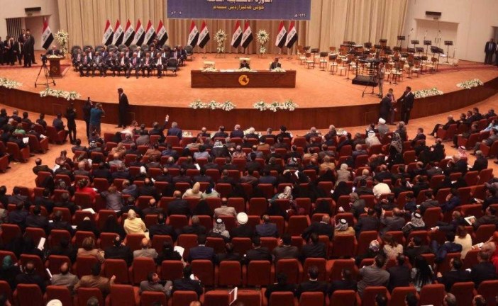 نخستین نشست پارلمان جدید عراق با تاخیر چندباره