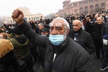 ادامه تنش سیاسی در ارمنستان با تظاهرات علیه پاشینیان