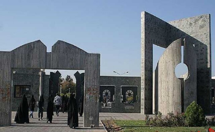 رئیس دانشگاه فردوسی مشهد اعلام کرد؛ دانشجوی ممنوع‌الورود نداریم