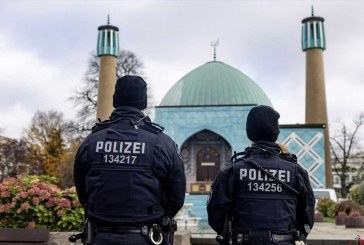 منبع آگاه: حمله خشن به مراکز اسلامی آلمان بی‌سابقه است/ ورود سگ پلیس آلمان به مسجد بدون در نظر گرفتن ملاحظات شرعی