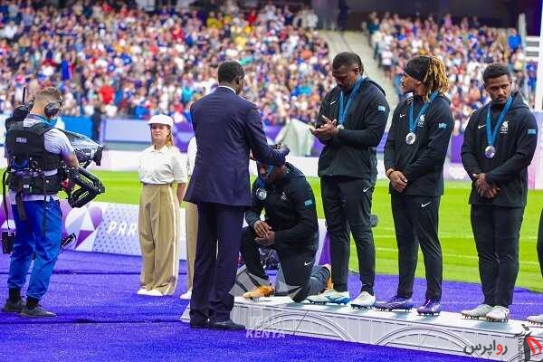 المپیک سی و سوم – پاریس ، «ژست تاریخی» راگبی ‌بازان فیجی بعد از نایب قهرمانی